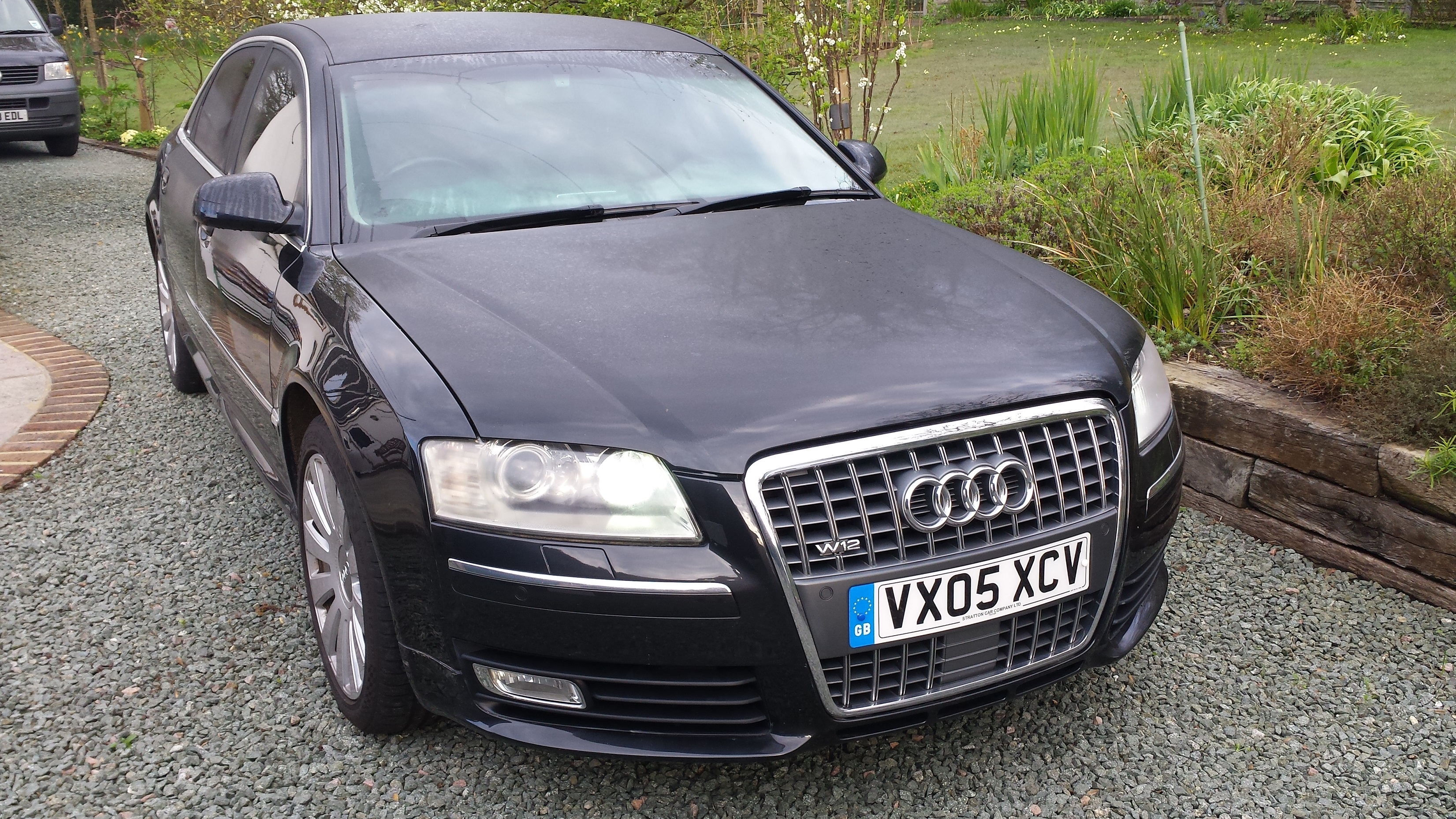 Audi a8 d3 w12