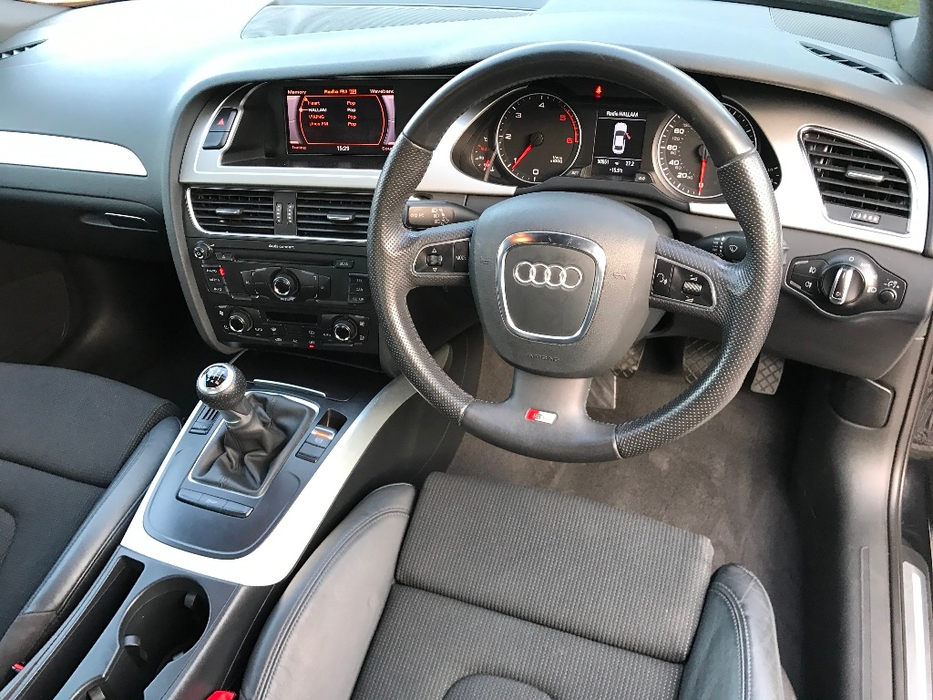 opladen Steen noot S Line 2010 v 2011 interior seems different - Audi A4 (B8) Forum - Audi  Owners Club (UK)