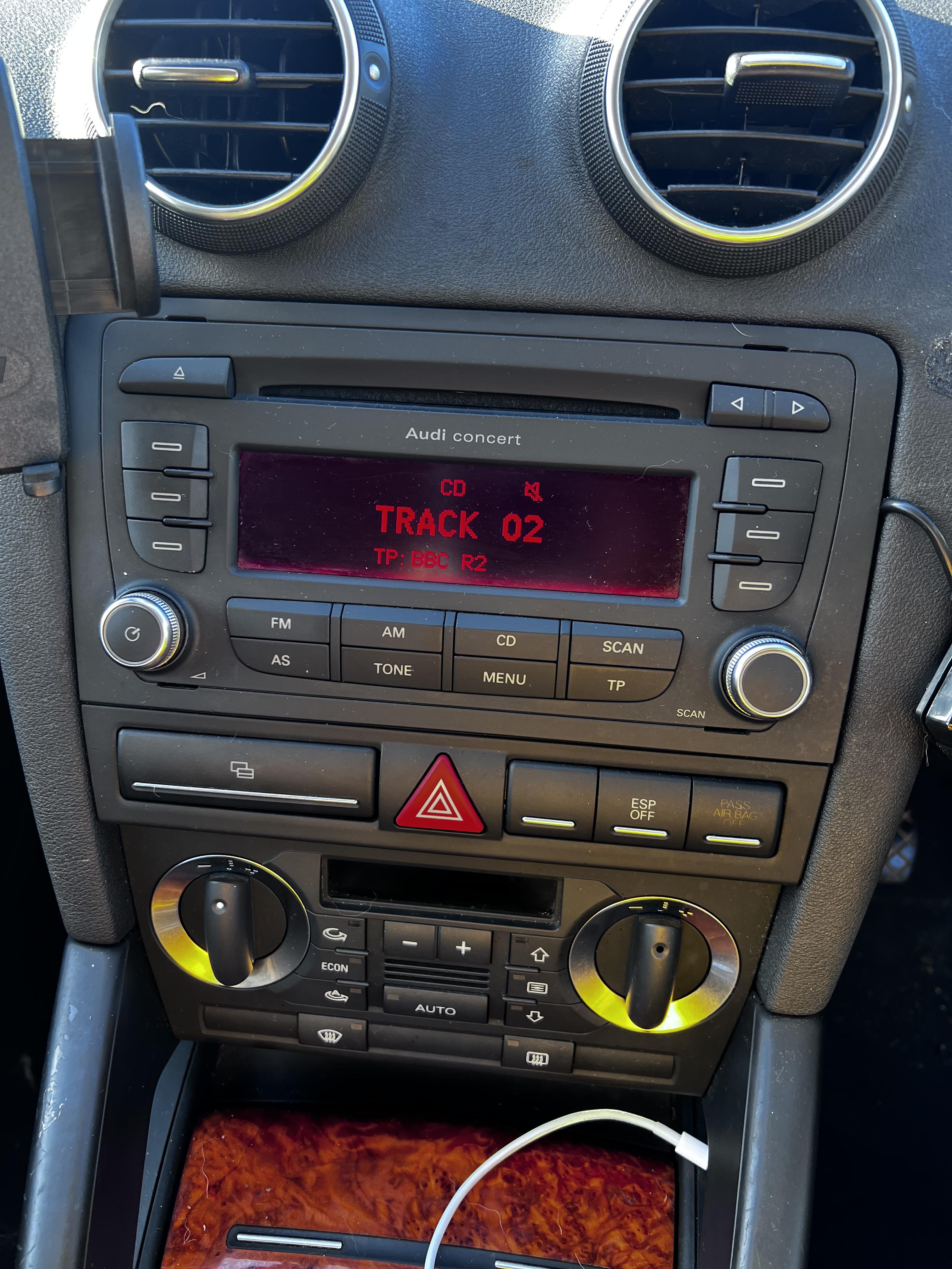 Reception FM] Solution suite remplacement Autoradio : Audio & électronique  embarquée - Forum Audi A3 8P - 8V